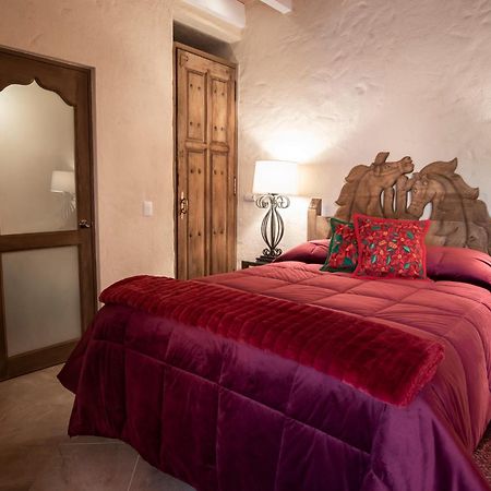 Bed and Breakfast Oasis In San Miguel Сан-Міґель-де-Альєнде Номер фото